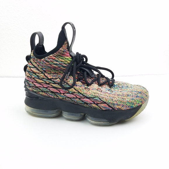 lebron xv multicolor